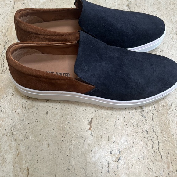 Brothers United Men's Leather Luxury Slip on Venetian Sneaker  Size 9 - Picture 3 of 6